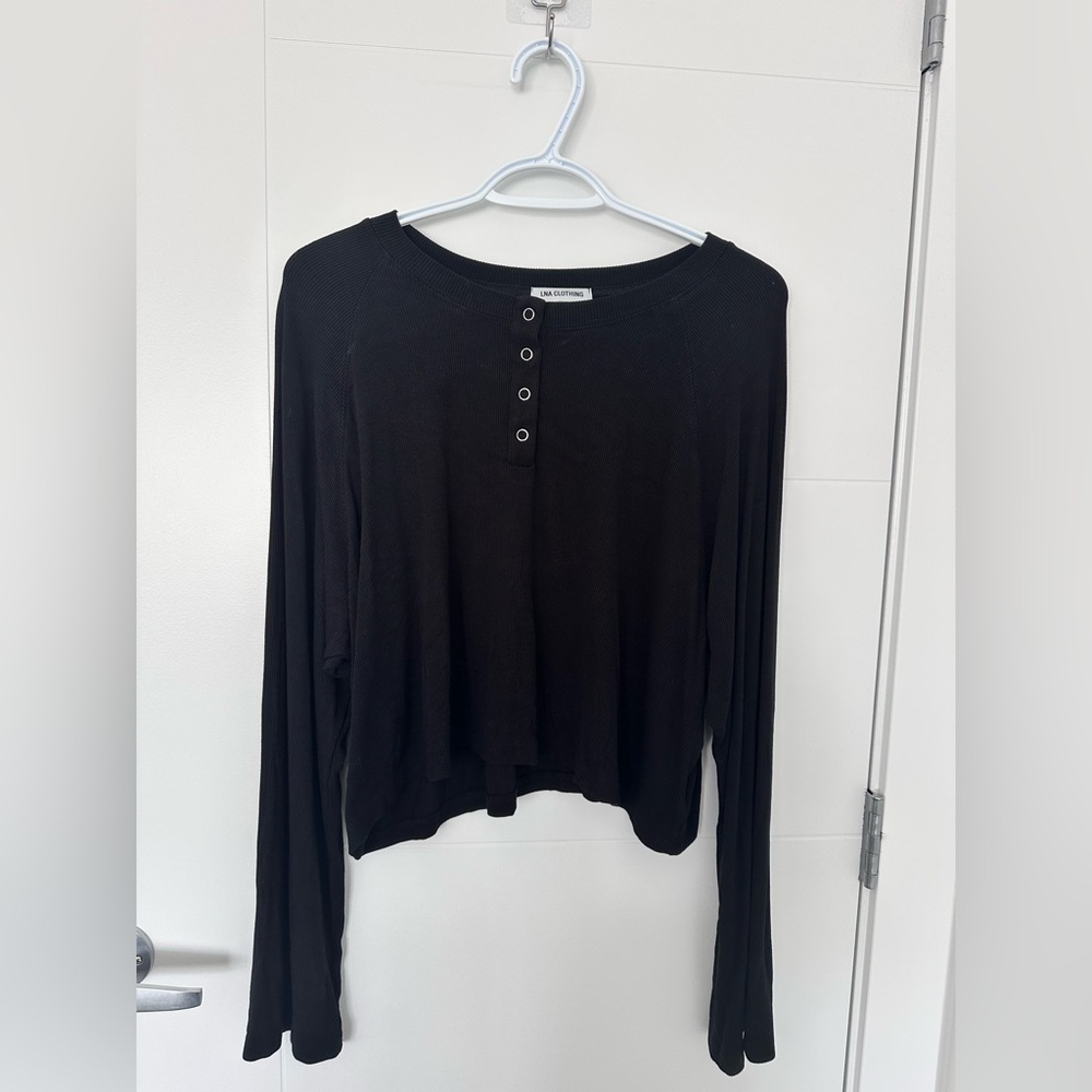 🖤 LNA Rhett Cropped Henley Top – Black | Women’s Medium🖤 - Picture 2 of 7
